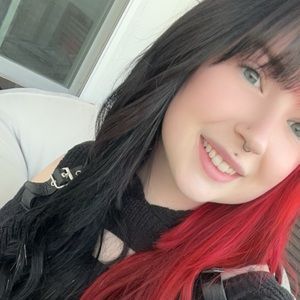 Meet your Posher, Kiley